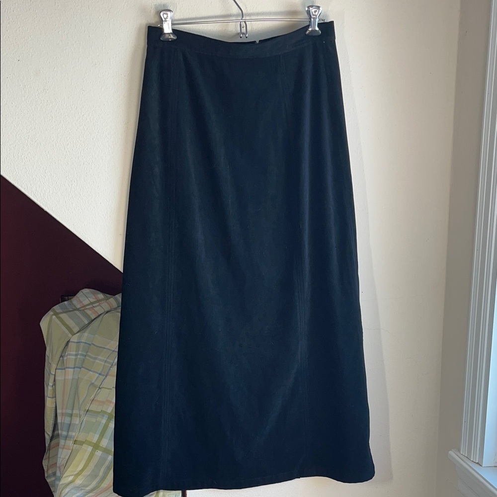 Talbots Classic Black Microsuede Maxi Skirt 8‎